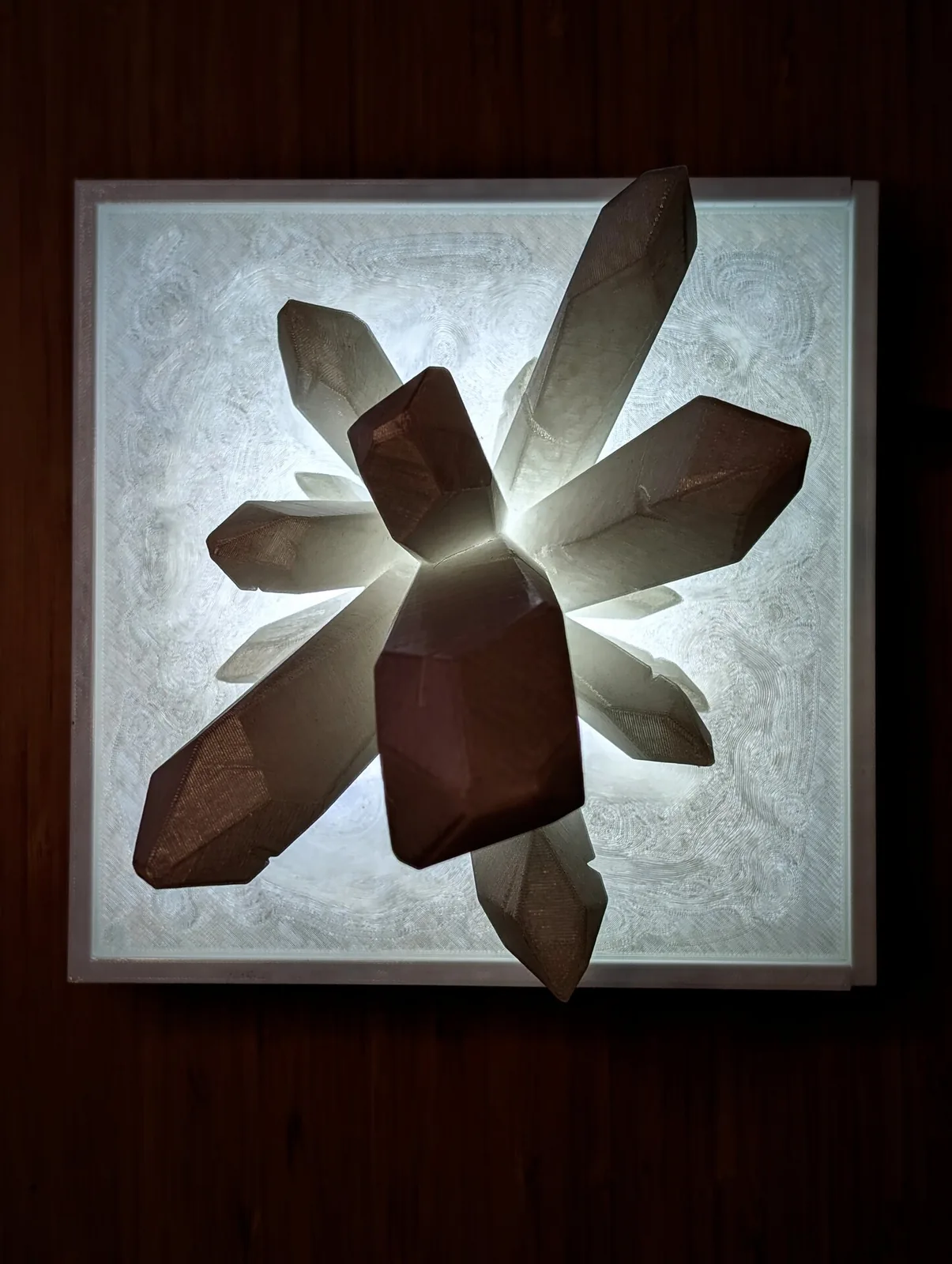 3D-printed crystal light in a dark room